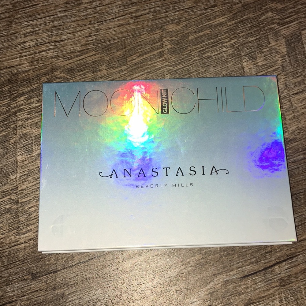 Anastasia eyeshadow palette